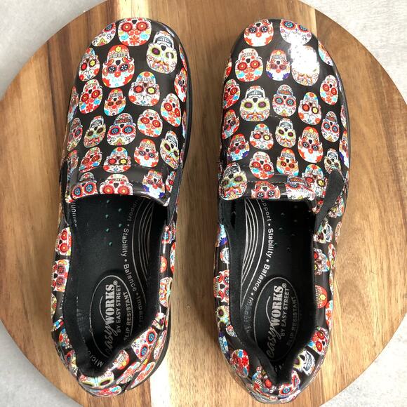 Easy Works by Easy Street Women's Size 9.5 M Skull Leather Patent Black 20-0201 - Picture 5 of 9